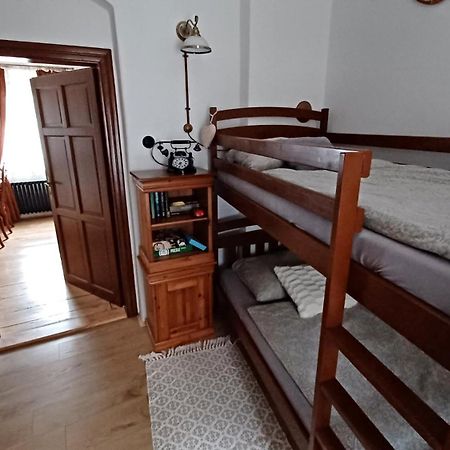 Zlata Leta - Apartmanovy Dum ヤーヒモフ エクステリア 写真