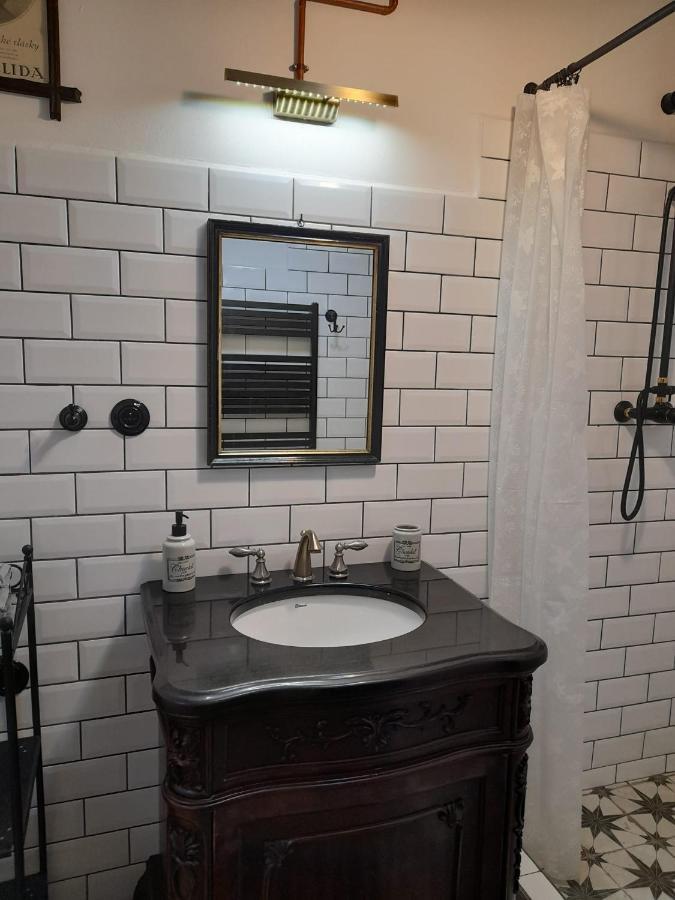 Zlata Leta - Apartmanovy Dum ヤーヒモフ エクステリア 写真