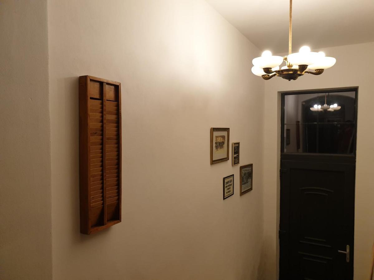 Zlata Leta - Apartmanovy Dum ヤーヒモフ エクステリア 写真