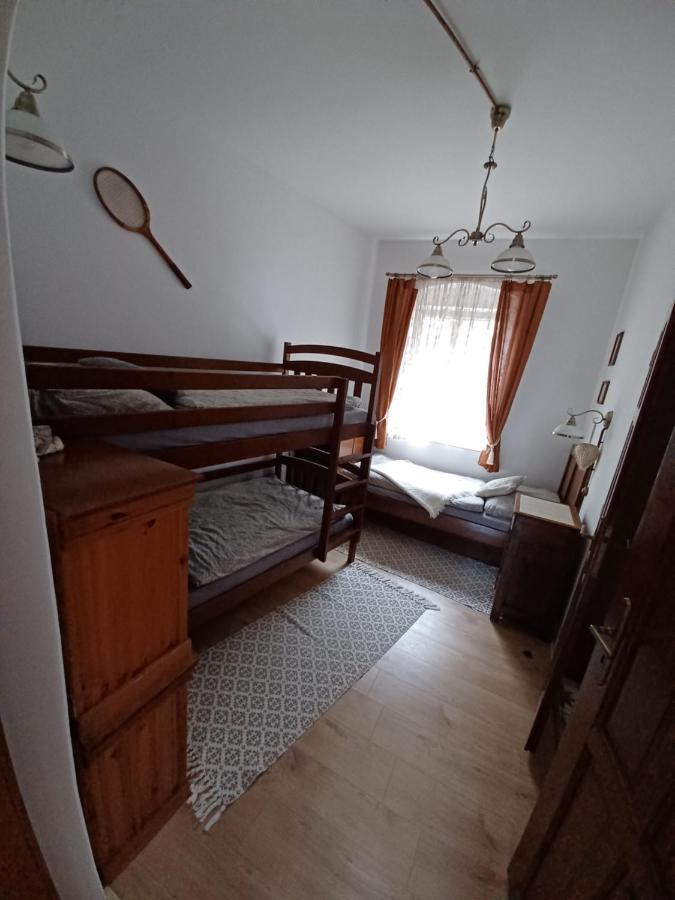 Zlata Leta - Apartmanovy Dum ヤーヒモフ エクステリア 写真