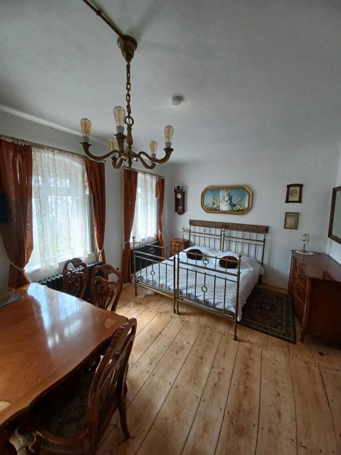 Zlata Leta - Apartmanovy Dum ヤーヒモフ エクステリア 写真