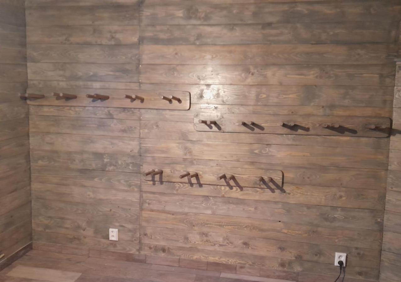 Zlata Leta - Apartmanovy Dum ヤーヒモフ エクステリア 写真