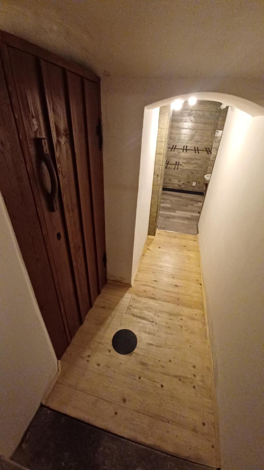 Zlata Leta - Apartmanovy Dum ヤーヒモフ エクステリア 写真